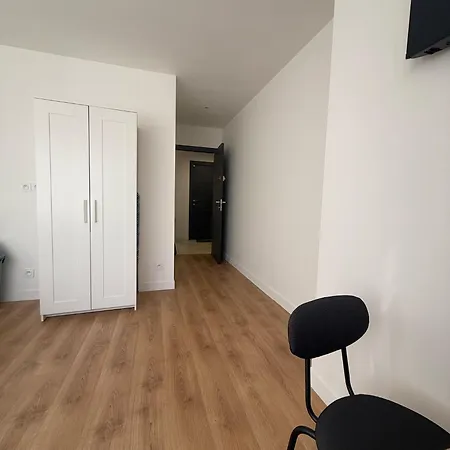 M28 Marquer Joli Proche De La Gare Et Du Centre Apartment
